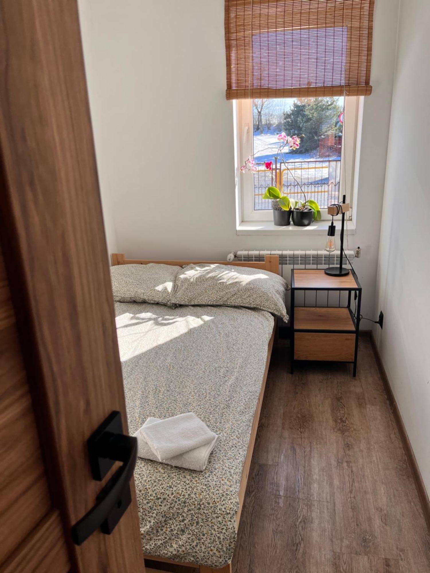 Apartament Numer 1, Dwie Sypialnie Dwa Lozka オジシュ エクステリア 写真